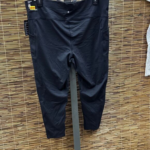 Ideology‎ Plus Size Colorblocked Compression 7/8 Leggings Black Size 3X - Picture 3 of 3